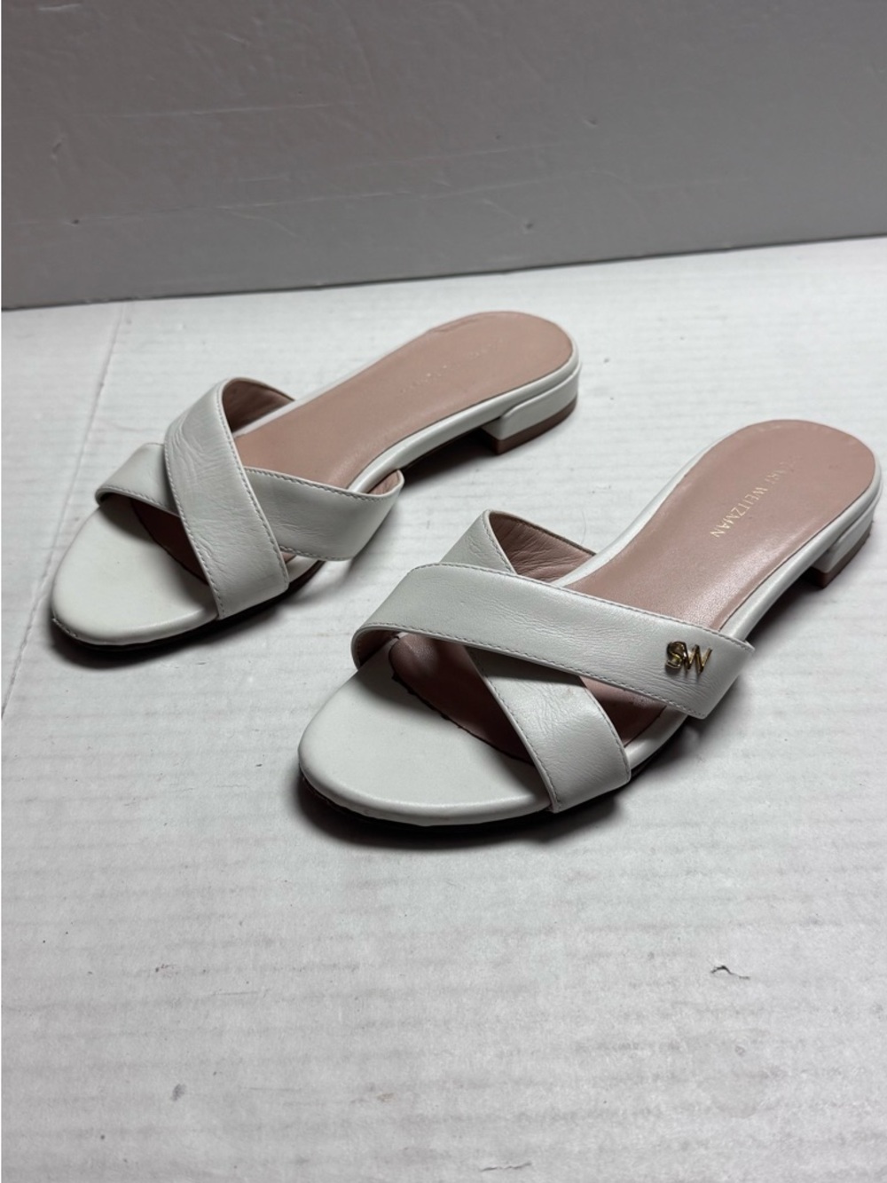 Stuart Weitzman Lunaria Flats Crisscross Strap Leather Slide In White Size: 5
